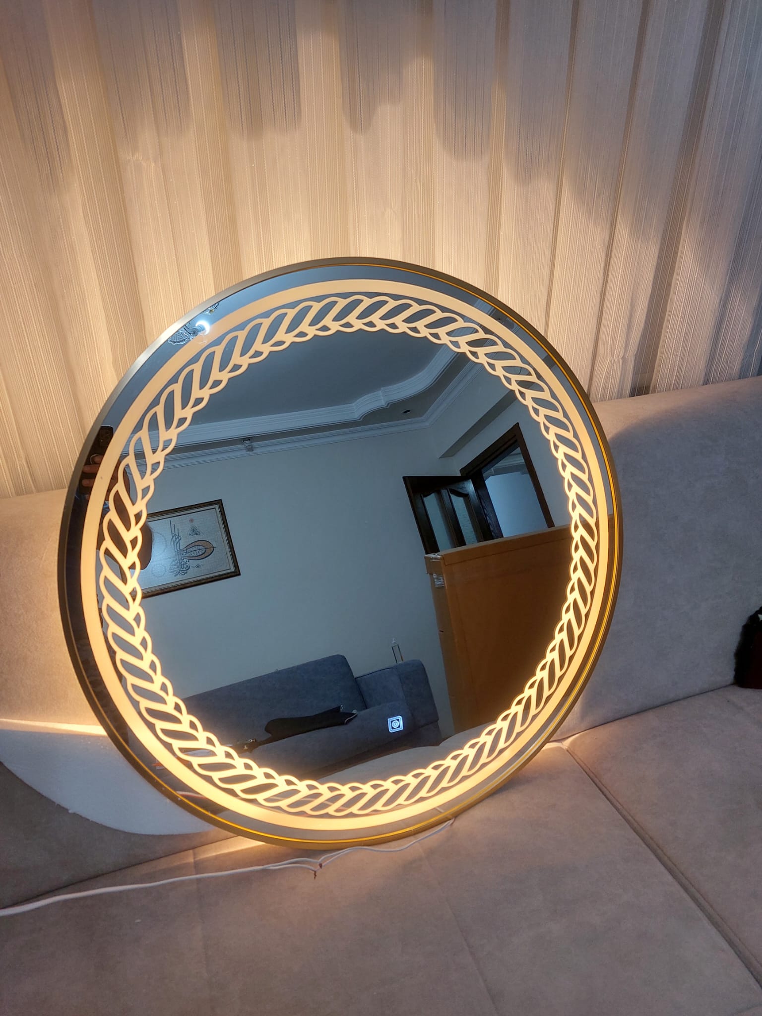 Dokunmatik Tuşlu ve LED Işıklı Elips Banyo Aynası - Gün Işığı – Arven ...