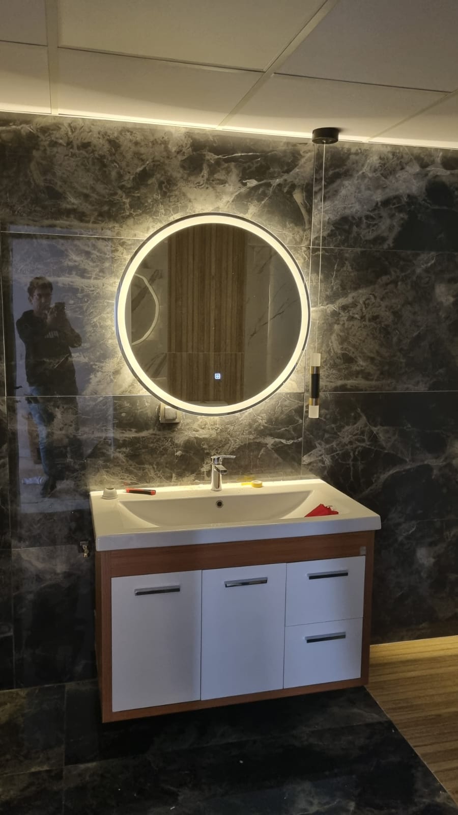 Buğu Çözücülü, Dokunmatik Tuşlu, LED Işıklı Dikdörtgen Banyo Aynası ...