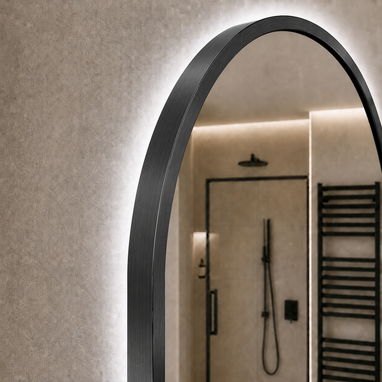 Kumlamasız Buğu Çözücülü, Dokunmatik Tuşlu, LED Işıklı Oval Banyo Aynası - Beyaz Işık